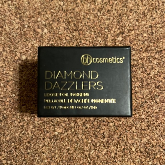 BH Cosmetics - Diamond Dazzlers - Loose Foil Pigment - Picture 1 of 5